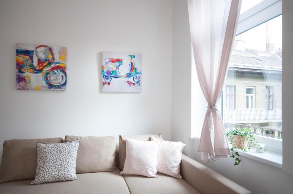 Cs3 Csanyi Apartment Budapest Bagian luar foto